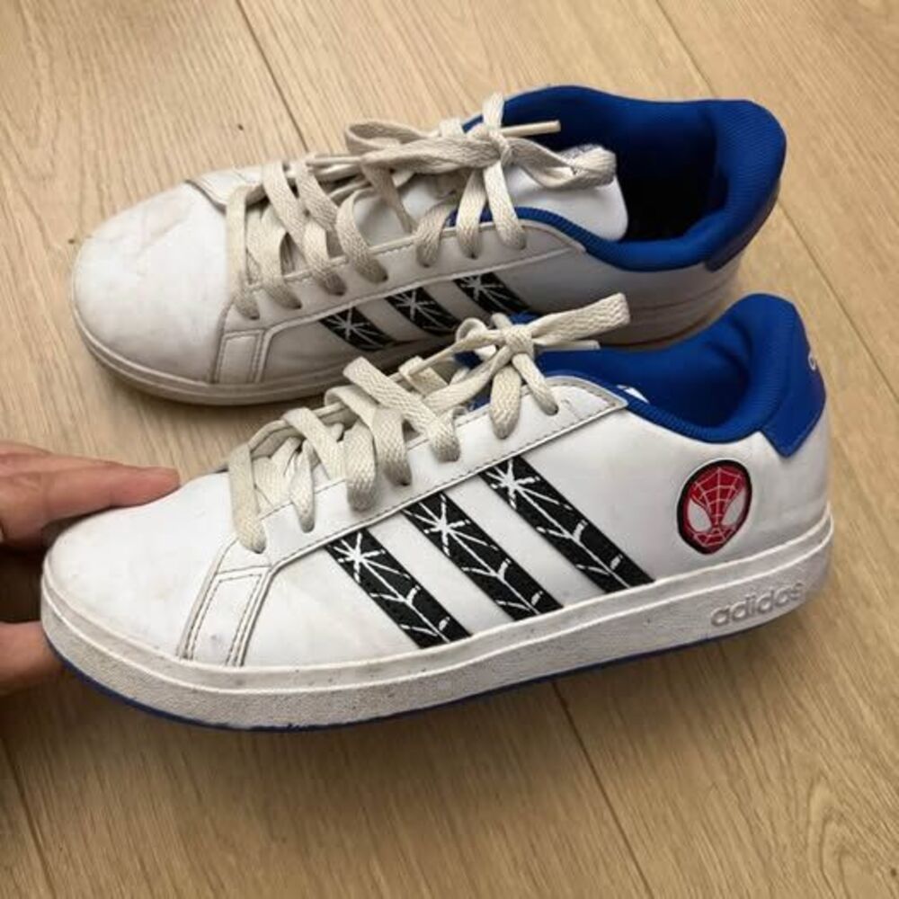 Adidas Marvel Spider-Man Sneakers White Blue mens 6.5
